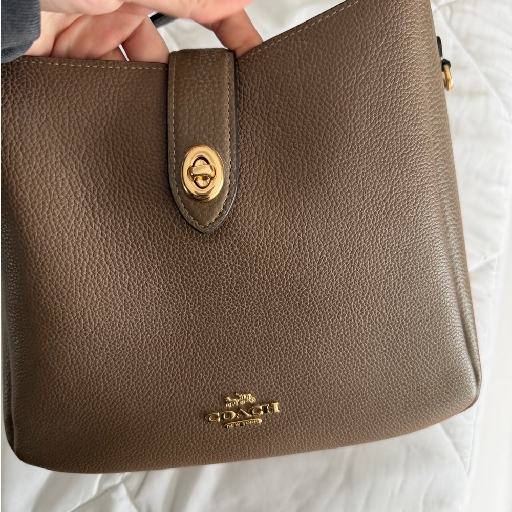 Coach Hadley Shoulder Bag - Picture 3 of 4